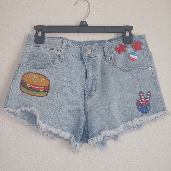 Mossimo Supply Co. Pants - Mossimo high rise shorts hamburger peace patches